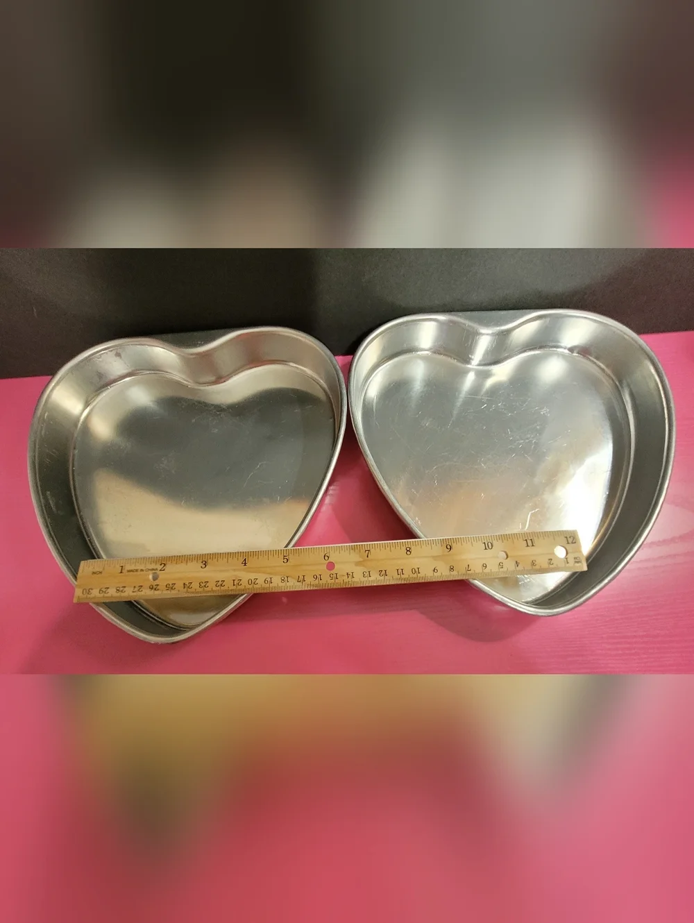 Heart-Shaped Baking Pans. Set of 2. Unbranded.